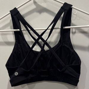 lululemon athletica Black Energy Sports Bra